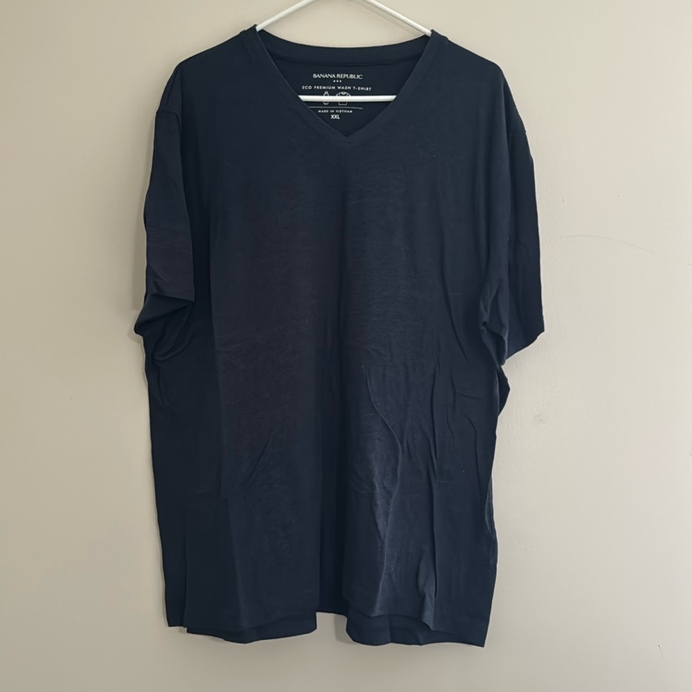 Banana Republic V-Neck T-Shirt